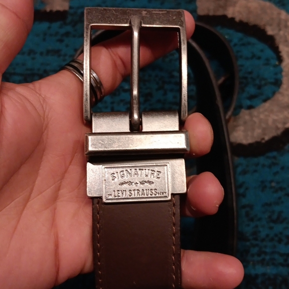 Levis Signature Brown Leather Belt size 44/110 - Picture 2 of 3